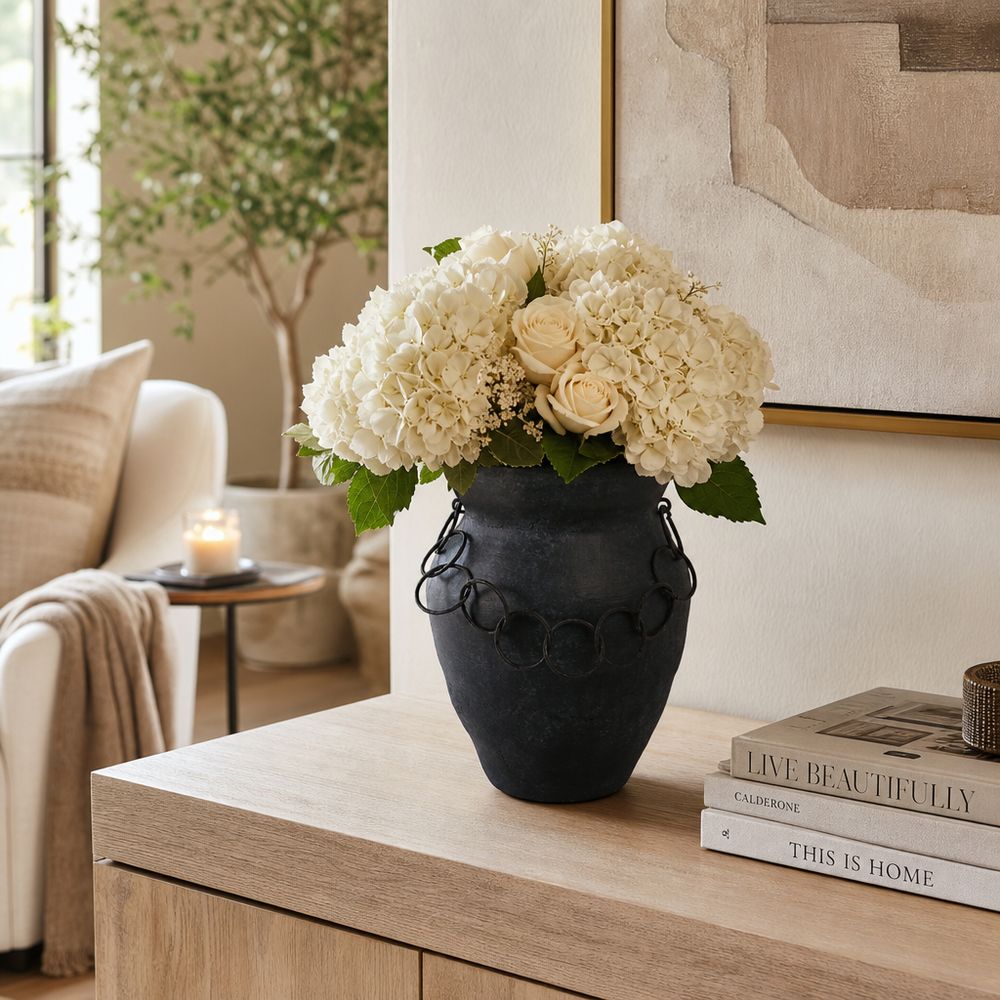 TILTONBEACH BLACK VASE 10 (IN)