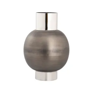 Allred Vase 1