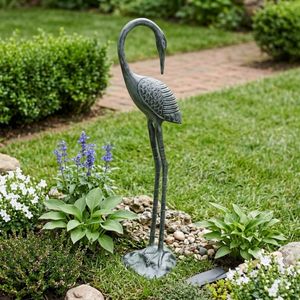 CASPERWICK BLUE GARDEN STATUARY 31 (IN) 2