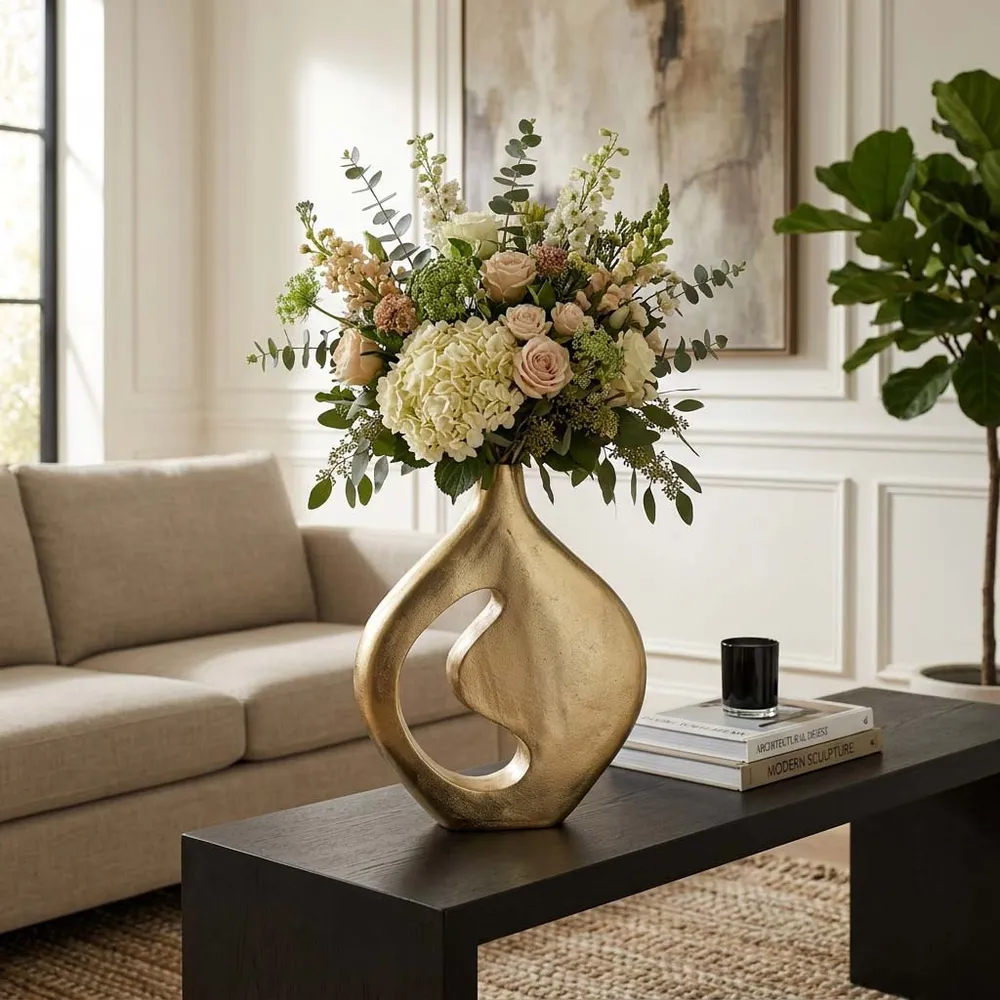 EDGARHAM GOLD VASE 17 (IN)