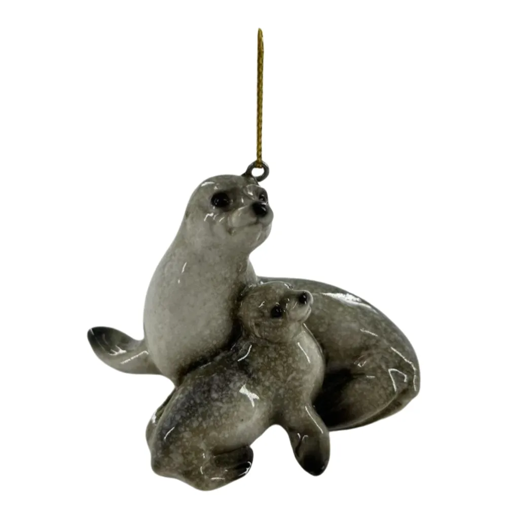 3-1/4" MOM AND BABY SEAL ORNAMENT