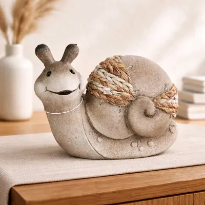 Woodsy Snail 9.8x7.2in