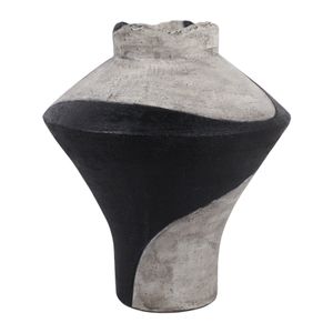 GRIFFINWELL WHITE VASE 18 (IN) 7