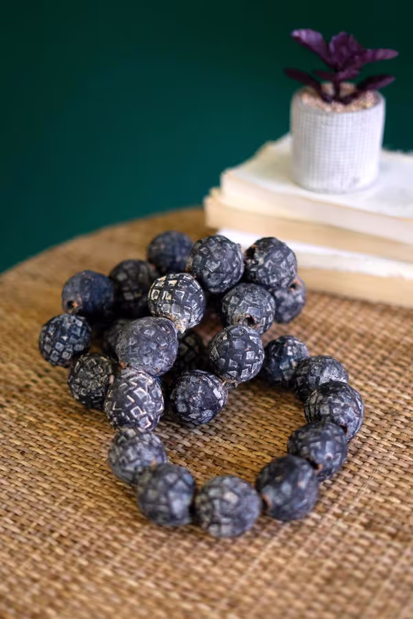 Black Clay Tabletop Beads