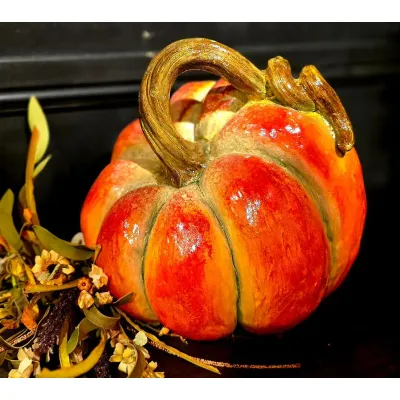 Pumpkin Twist 11x11x11in