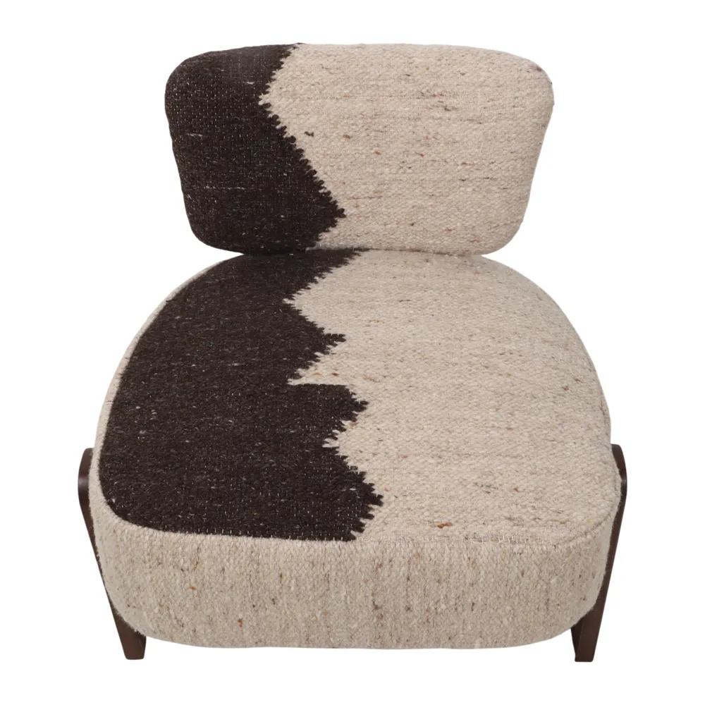 HARKENGROVE BROWN CHAIR 28 (IN)