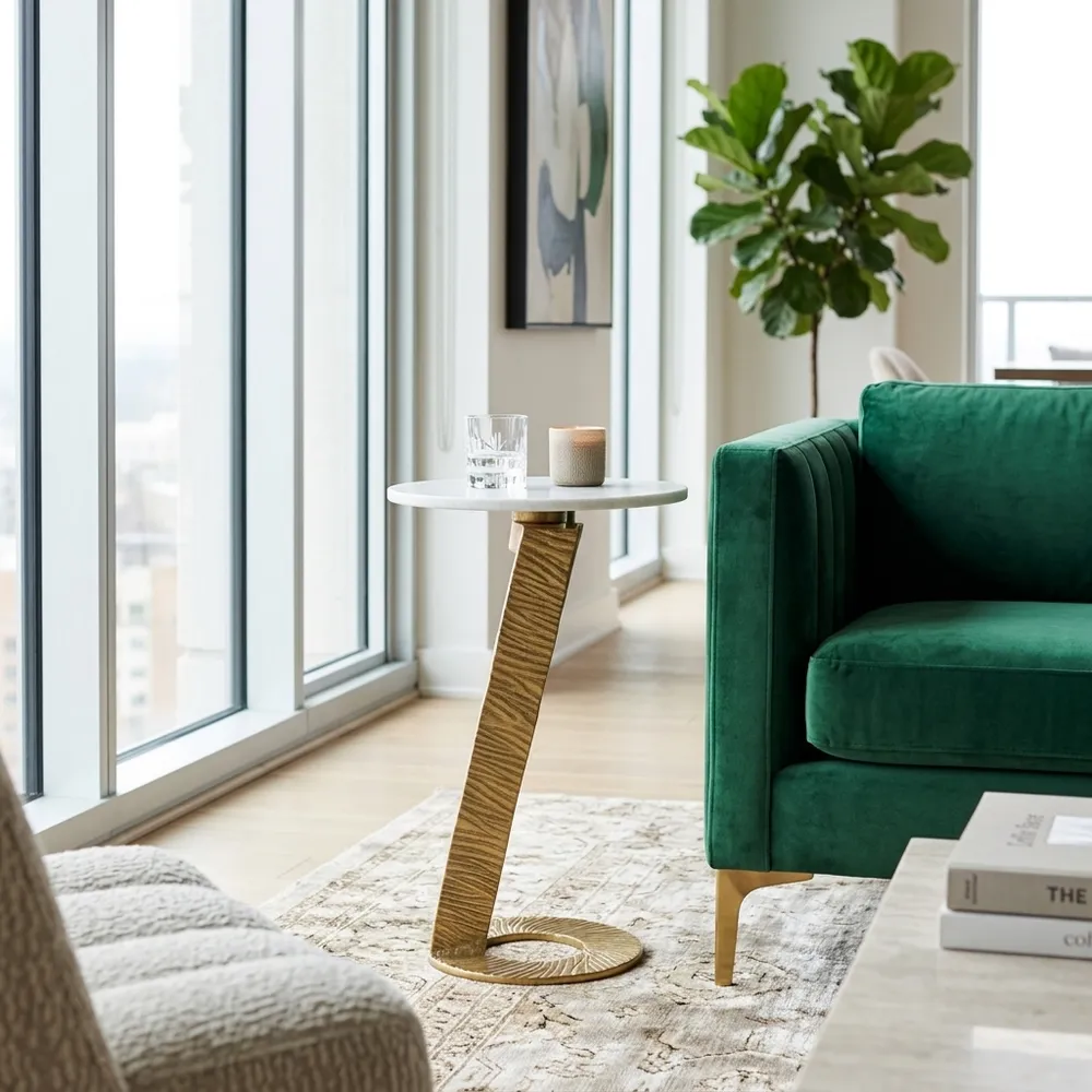 LEONABROOK WHITE TABLE 24 (IN)