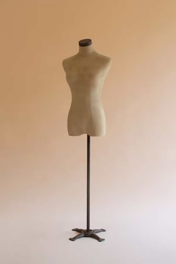 Floor Mannequin