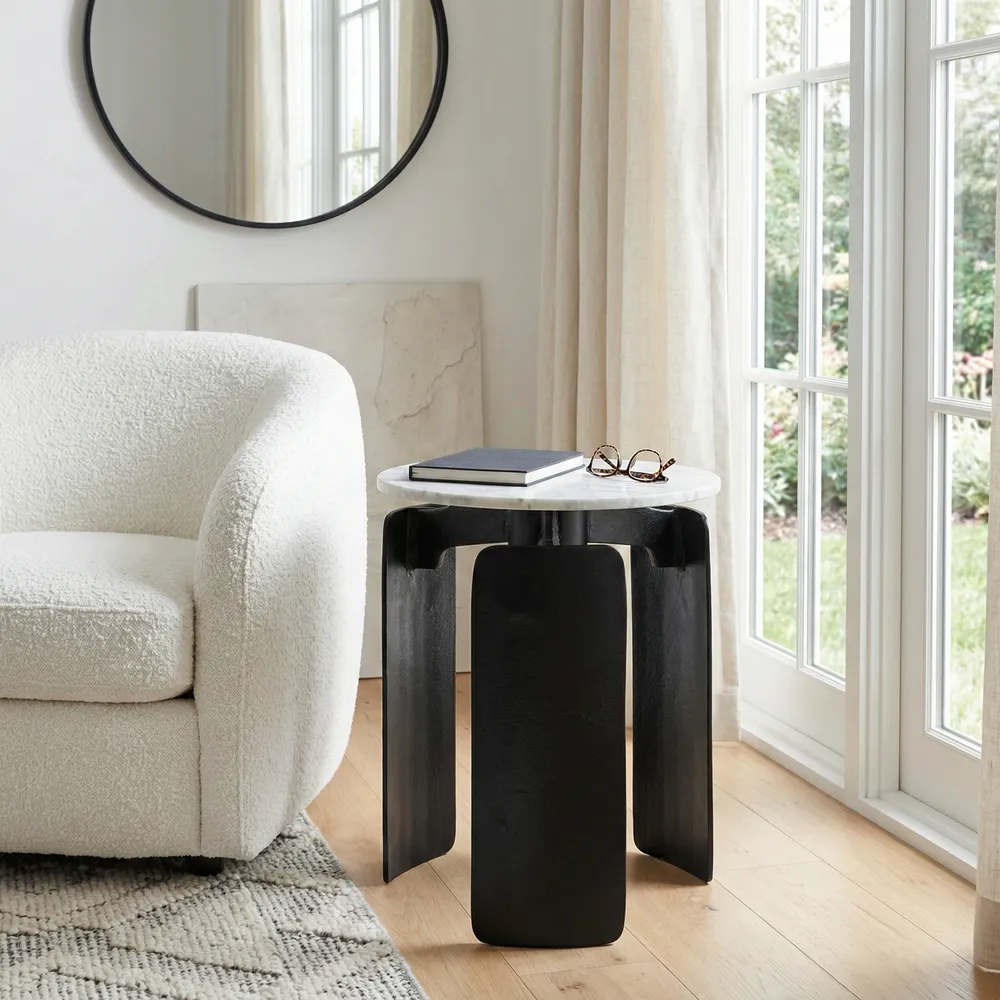 BONDMORE GRAY TABLE 20 (IN)