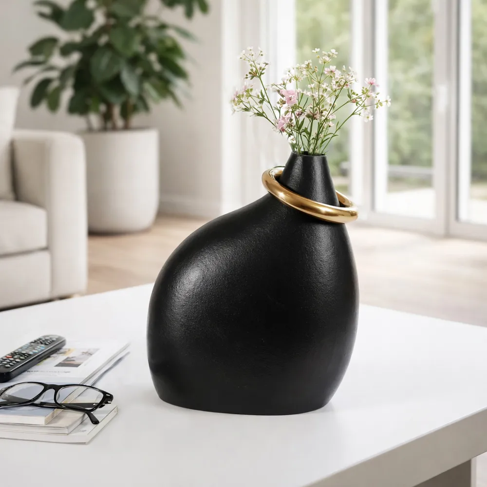 ENOCHCROSS BLACK VASE 14 (IN)