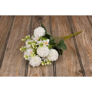 White Crysanthemum Bouquet 14in 1