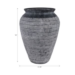 CARLINLAKE BLACK VASE 16 (IN) 9