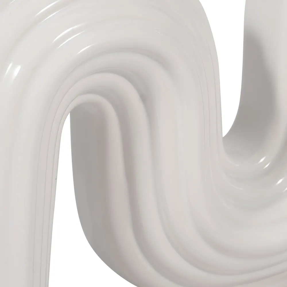 RAYMONDROSE WHITE VASE 6 (IN)