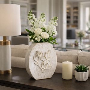 HAYESTON WHITE VASE 10 (IN) 2