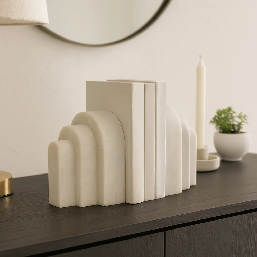 COOPERMOOR SET OF 2 WHITE BOOKENDS 6 (IN)