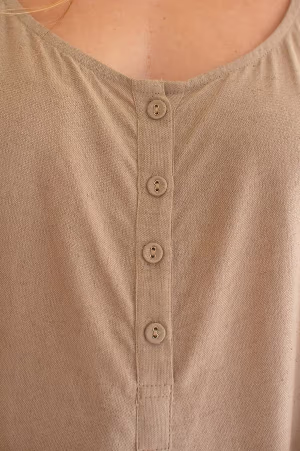 Adjustable Strap Flowy Jumper with Button Detail / Oatmeal