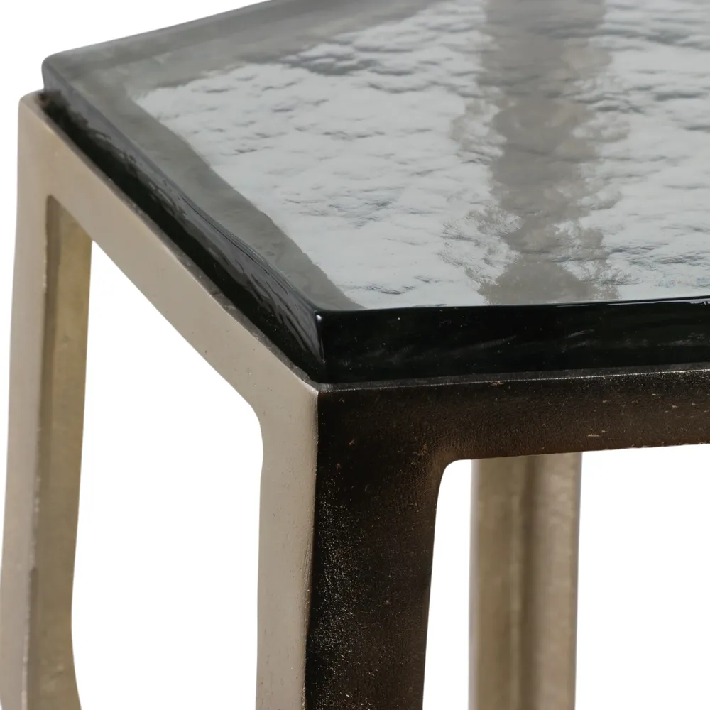 HANNAHVALE GOLD TABLE 22 (IN)