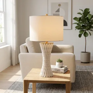 UPTONFORD WHITE LAMP 26 (IN) 9