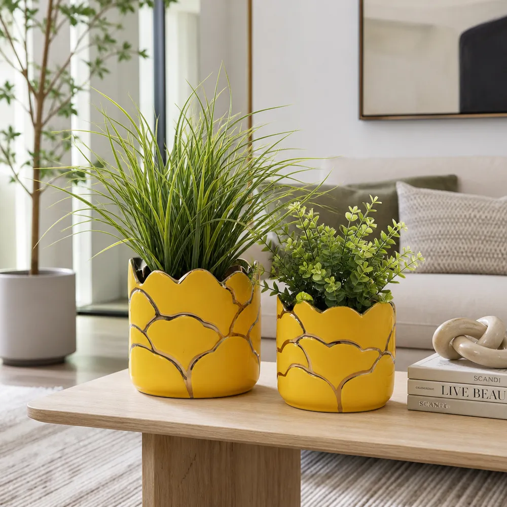 BRIGHTONROSE SET OF 2 YELLOW PLANTER 7 (IN)