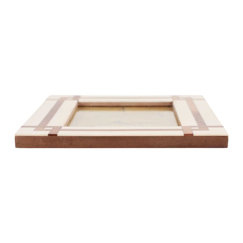 DALEMORE IVORY FRAME 10 (IN)