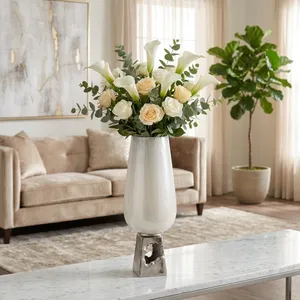 GRANTHAMLEY WHITE GLASS VASE 19 (IN) 12