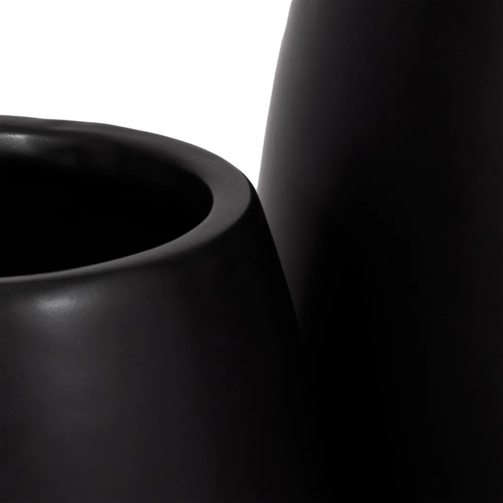 SUTTONOAK SET OF 2 BLACK PLANTER 8 (IN)