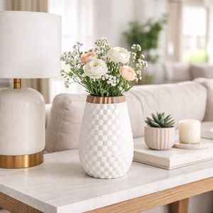 GORTONRUN WHITE VASE 9 (IN) 2