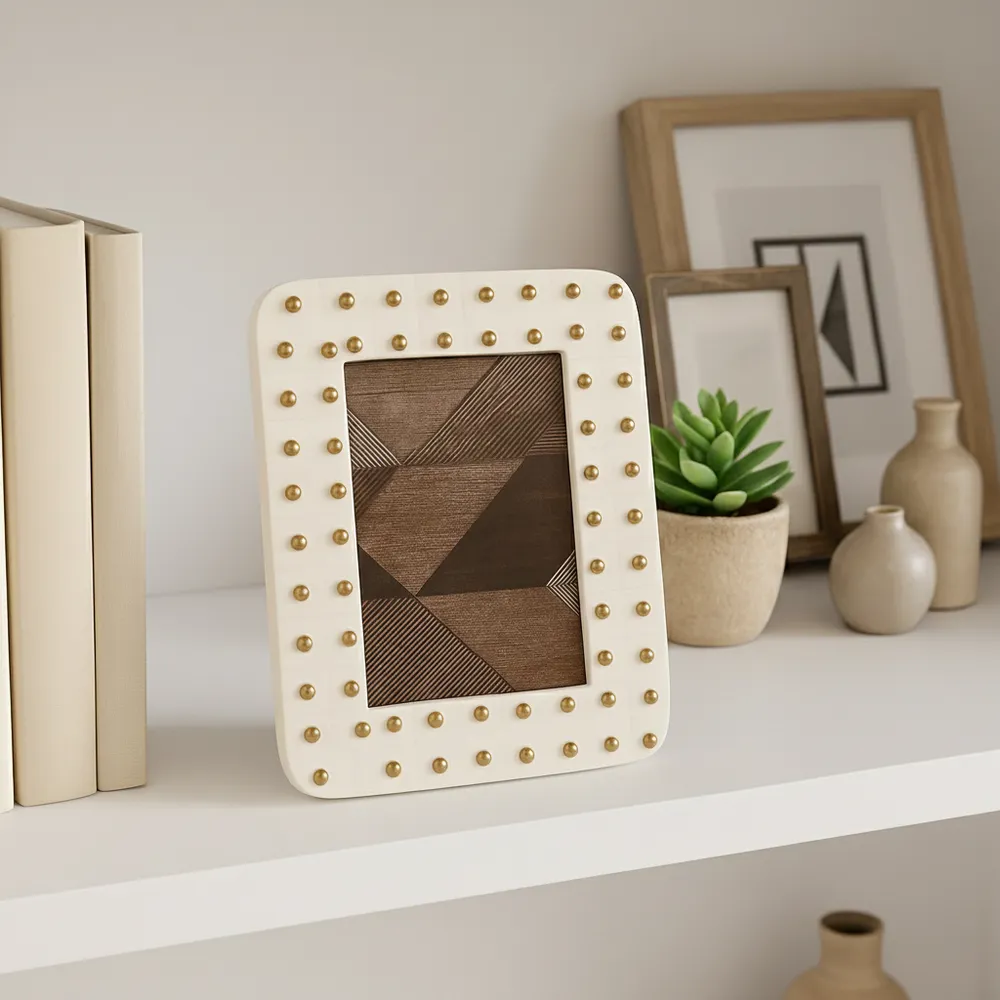 DANFORTHSHAW IVORY FRAME 8 (IN)