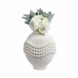 MURRAYHOLM IVORY VASE 16 (IN) 3