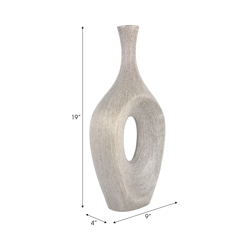 DUTTONRIDGE SILVER VASE 19 (IN)