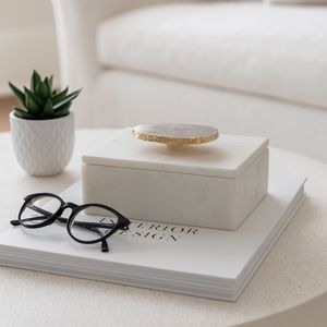 HATCHER WHITE BOX 4 (IN) 2