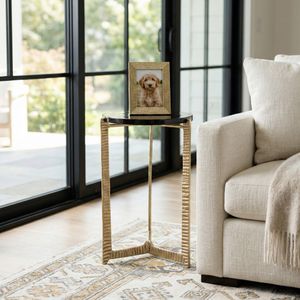 HAZENOAK GOLD TABLE 22 (IN) 11