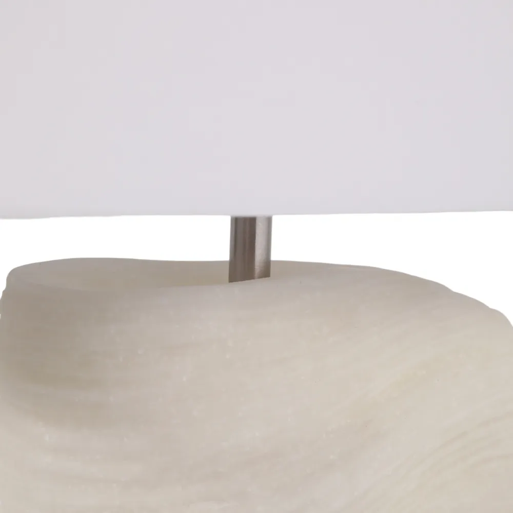 NEWTONWORTH IVORY LAMP 25 (IN)