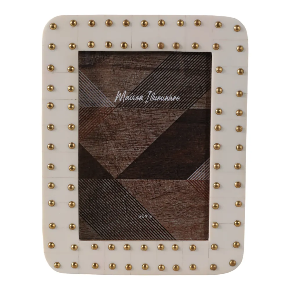 UPTONWICK IVORY FRAME 9 (IN)