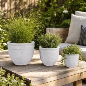 HAYFORDWAY SET OF 3 WHITE PLANTER 8 (IN) 9