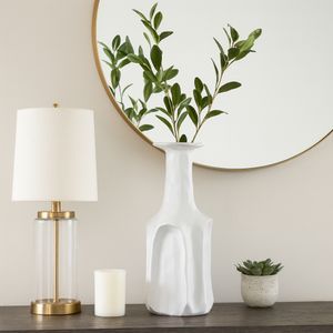 DAWSONWELL WHITE VASE 18 (IN) 2
