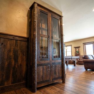 Appalachian Eight Gun Cabinet