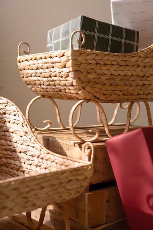 Set of 2 Seagrass Christmas Sleighs