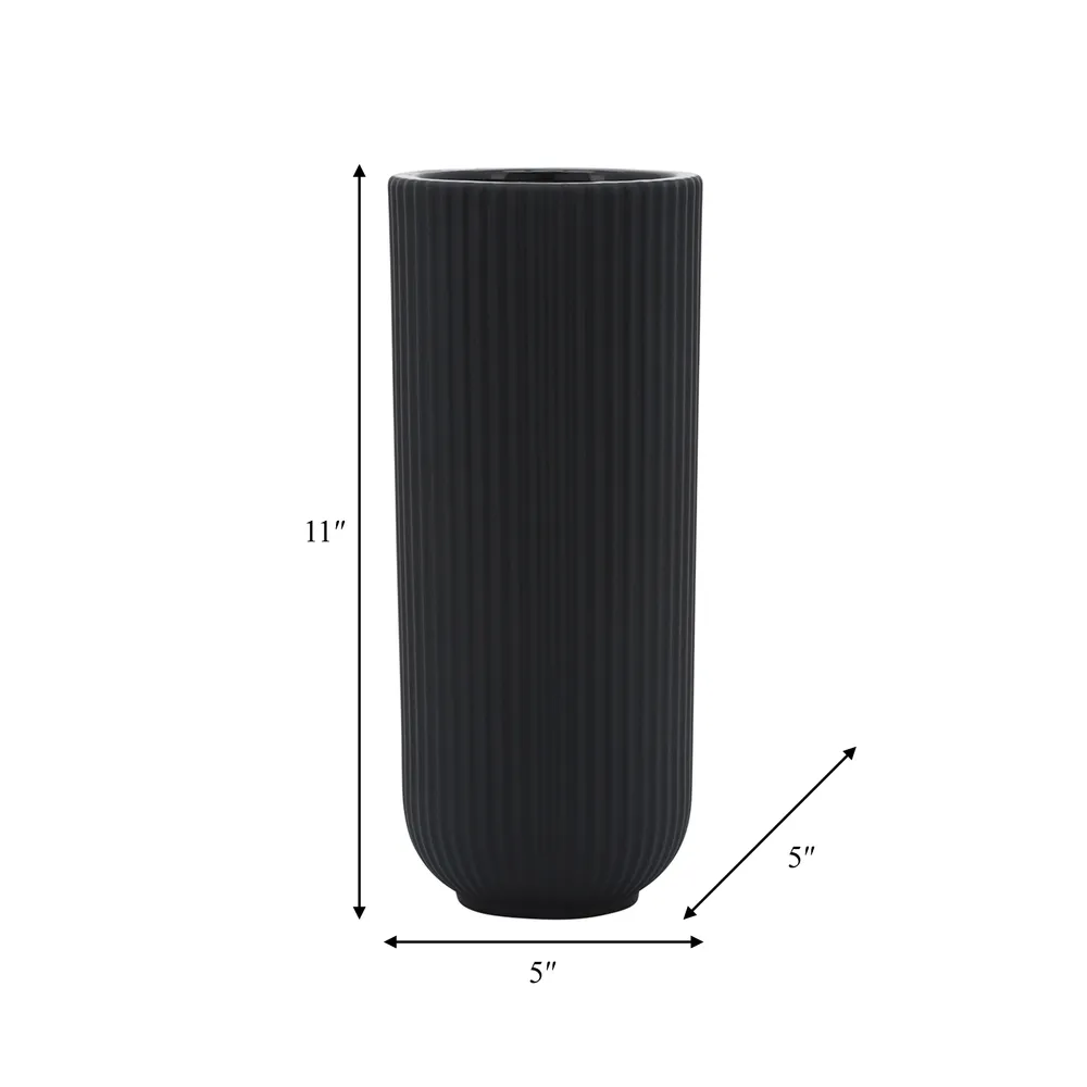 HANNAHTON BLACK VASE 11 (IN)