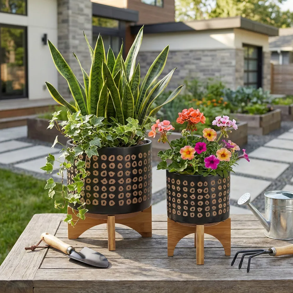 TANNERHAM SET OF 2 BROWN PLANTER 11 (IN)