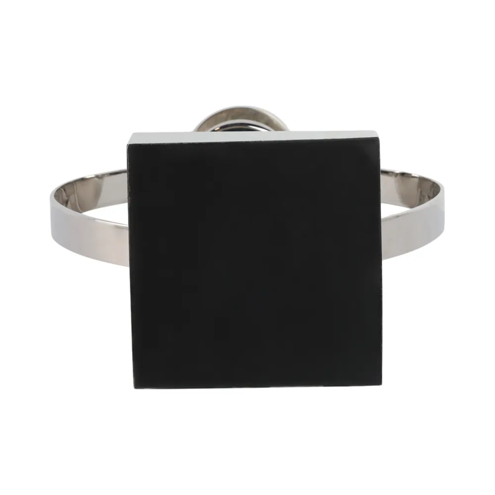 GRAYDONDALE SILVER CANDLE HOLDER 26 (IN)