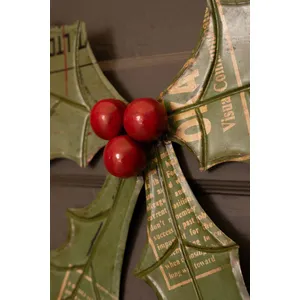 Recycled Metal Holly Door Hanger 3