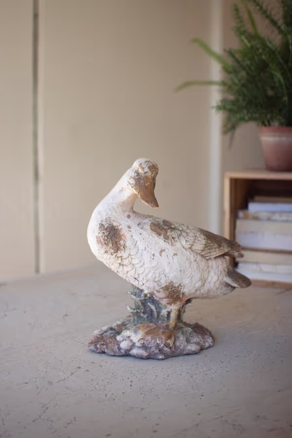 Faux Concrete Duck / Head To Side