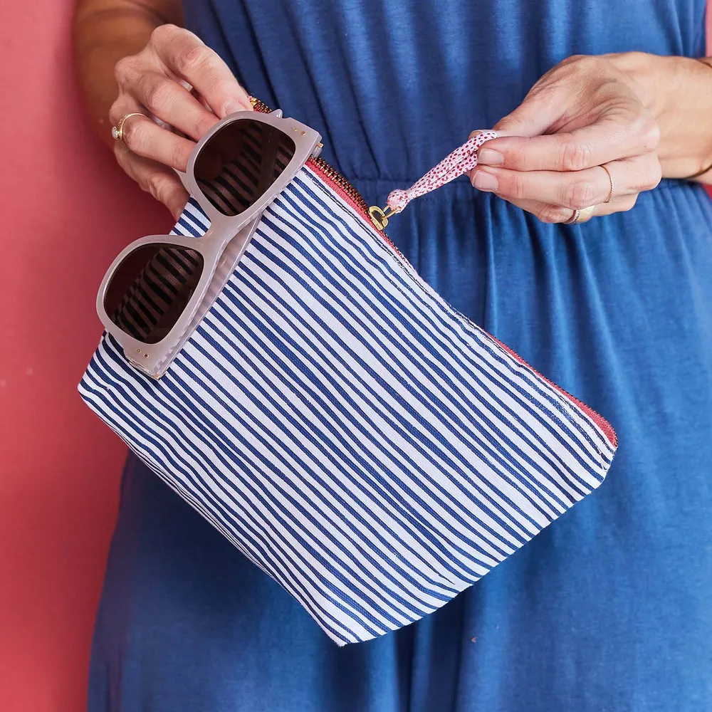 Suri Navy Medium Essential Canvas Pouch