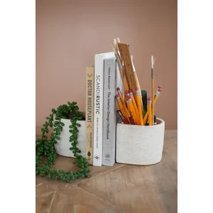 Set of 2 White Concrete Bookend Planters 1