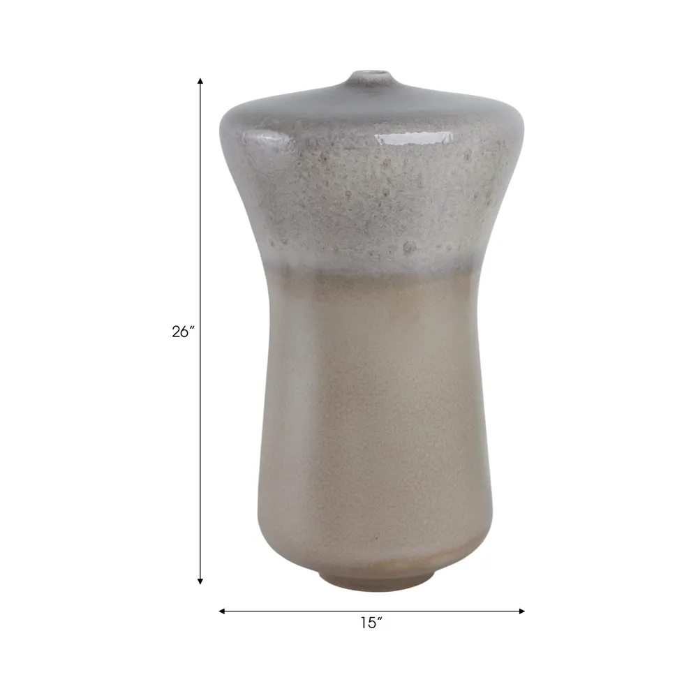 HELENALAKE IVORY VASE 26 (IN)