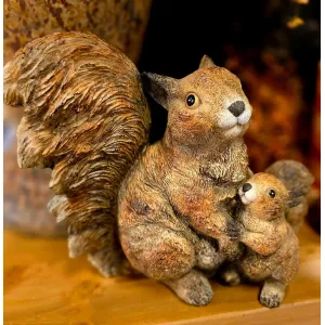 Hugging Squirrels 11x5x9in 2
