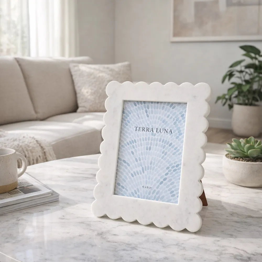 TILTONWICK WHITE FRAME 9 (IN)