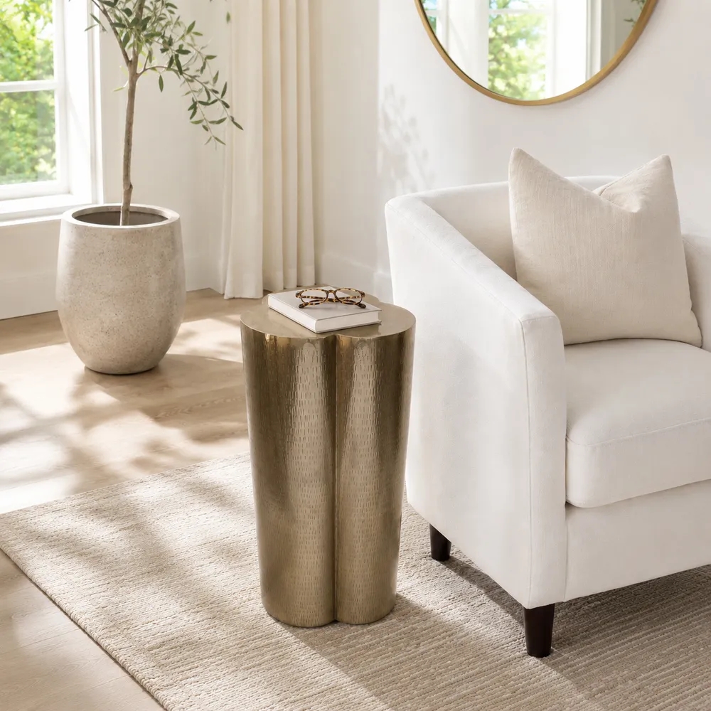 GALTONPARK GOLD TABLE 26 (IN)