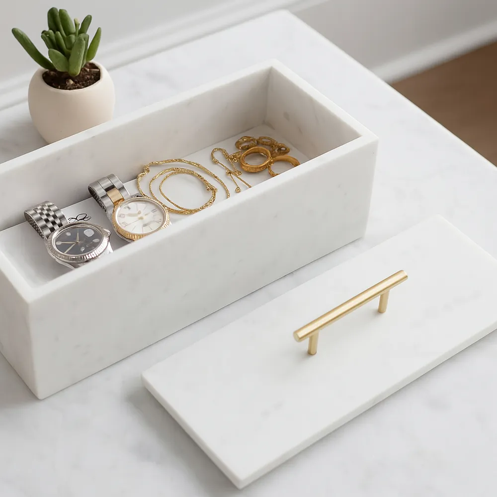 GLOVERGATE WHITE BOX 8 (IN)